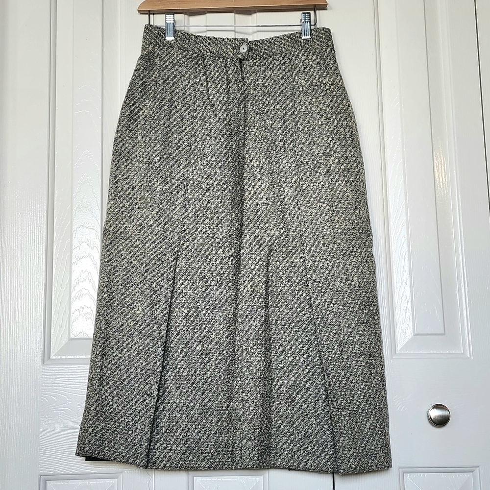 Mr. Jax 100% Wool Skirt, Made in Canada, Black & Cream Tweed Skirt, Size 10